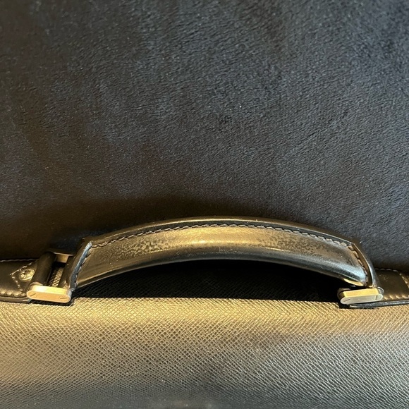 Authentic Louis Vuitton briefcase - Picture 4 of 5